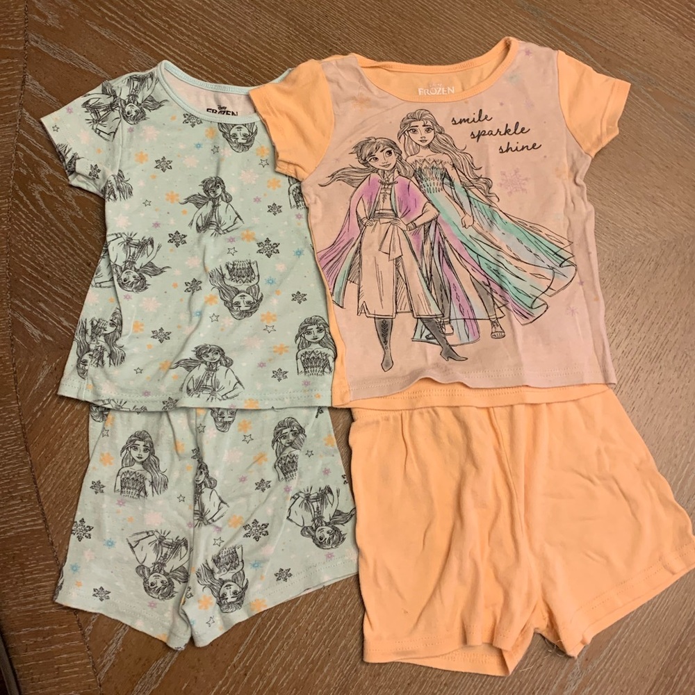 Frozen Anna & Elsa Pajamas